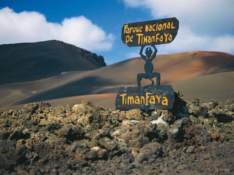 Casa Josephine Lanzarote, Spectacular Sea Views & Free Wifi Apartment ปูแอร์โตเดลคาร์เมน ภายนอก รูปภาพ